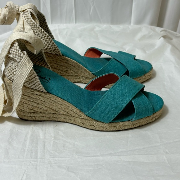 Pima 2 made in Spain blue and white ankle wrap espadrille sandals - Picture 3 of 10